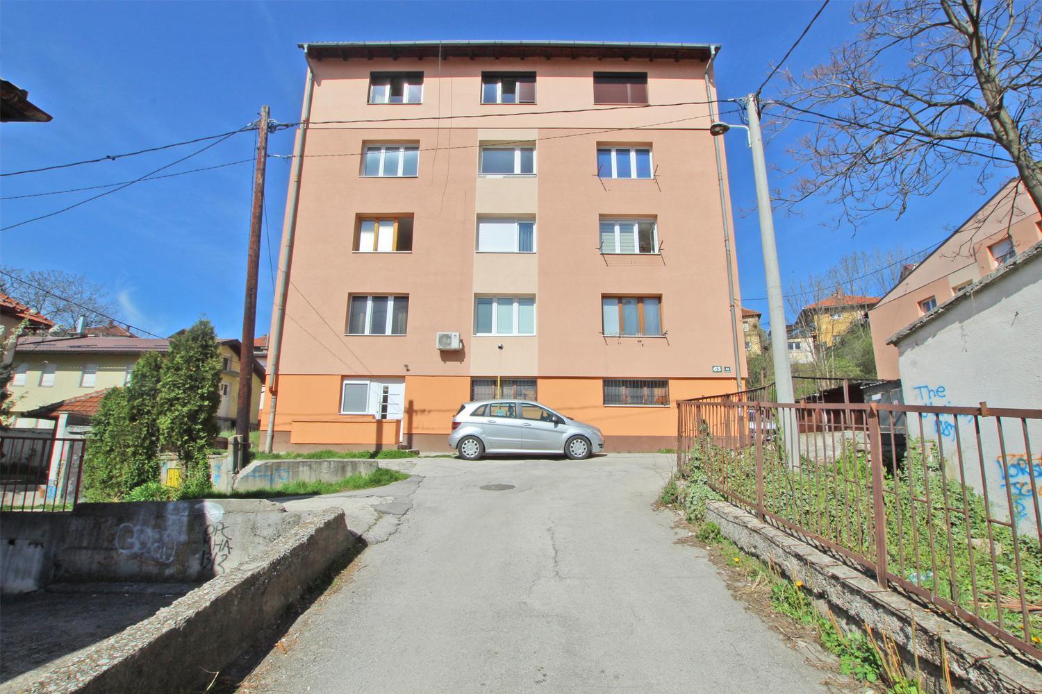 Modern Bright With Free Parking Apartman Sarajevo